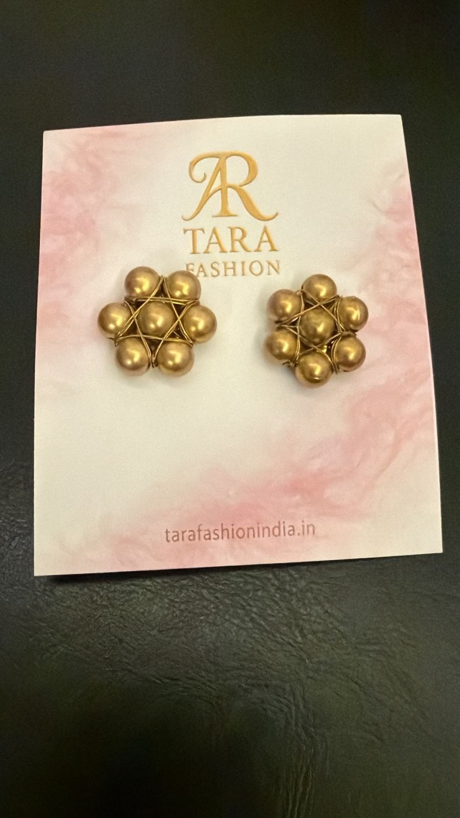 Antique Gold Wire-Woven Star Pearl Stud Earrings