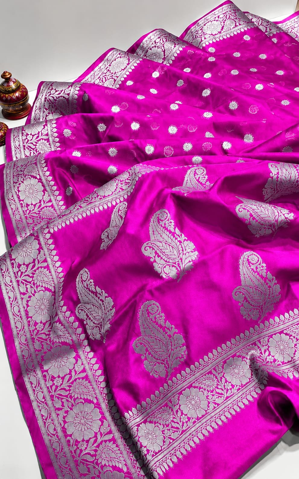 Exquisite Magenta Banarasi Katan Silk Saree with Silver Zari