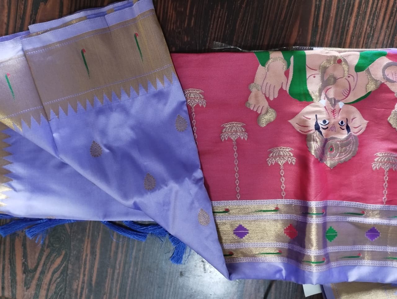 Lavender Paithani Silk Saree with Pink Ganesha Pallu view 1